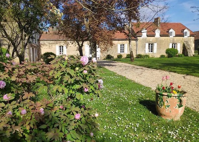 Au Chateau 3* Juillac (Gers)