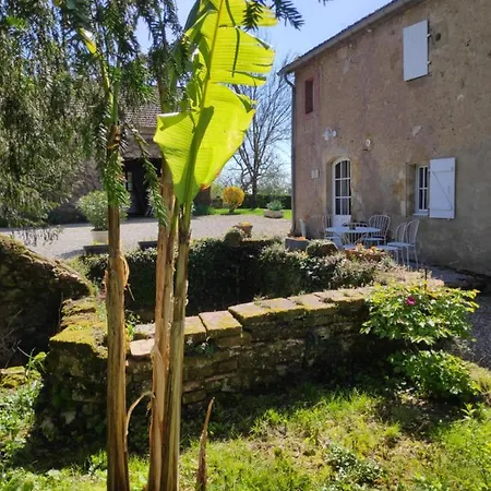 Au Chateau 3* Juillac