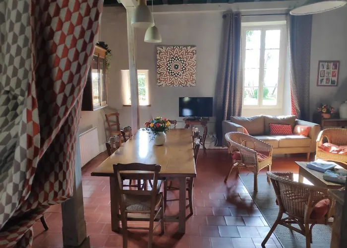 Au Chateau Panzió Juillac